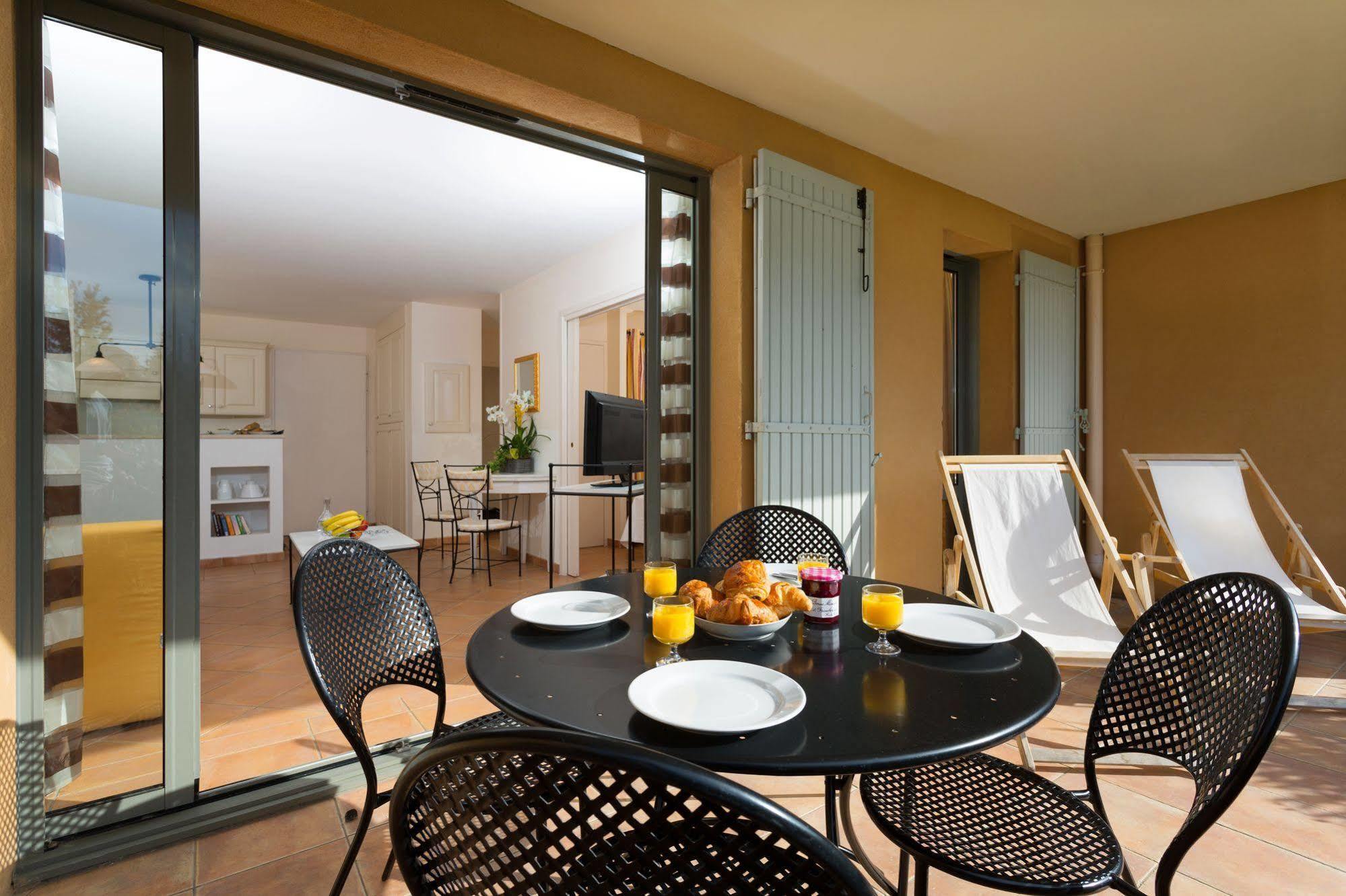 Madame Vacances Residence Provence Country Club Saumane-de-Vaucluse Luaran gambar